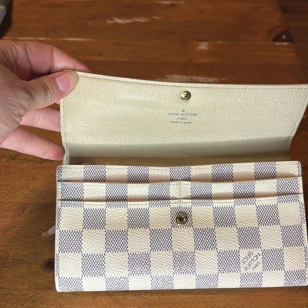 Louis Vuitton Damier Azure Sarah Wallet